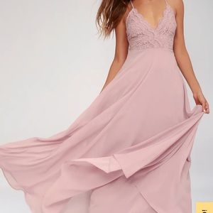 Lulus, XS, lavender bridesmaid dress in like new condition!